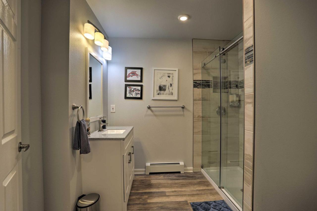 Modern Anchorage Getaway, Steps From Coastal Trail Apartment Exterior photo
